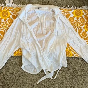 Beginning boutique tie blouse
